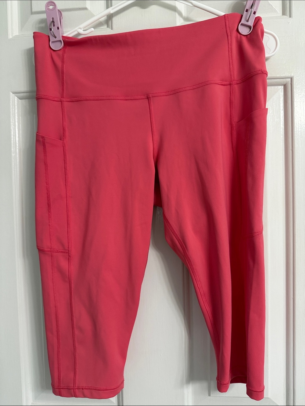 Athleta Ultimate Stash Crop - Coral